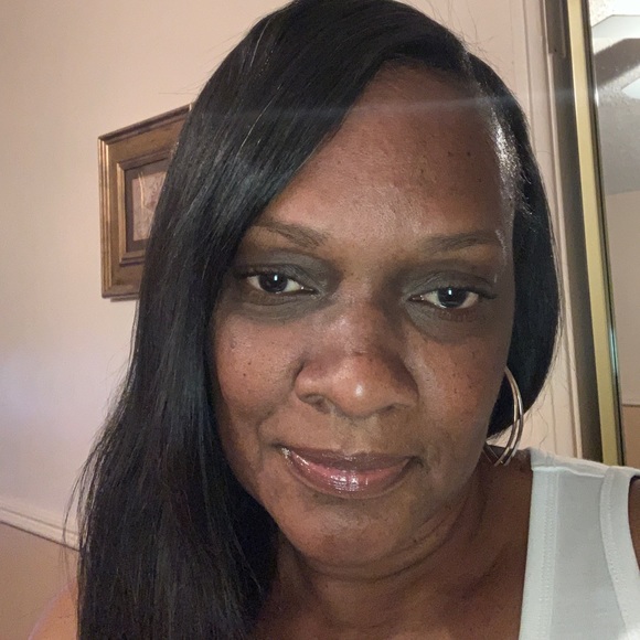 Meet your Posher, Bridgett - Picture 1 of 1